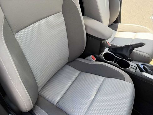 Used 2017 Toyota Corolla LE FWD image 24