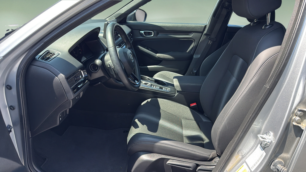 Used 2023 Honda Civic Sport image 12