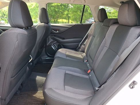 Certified 2025 Subaru Outback Premium AWD/4WD image 10