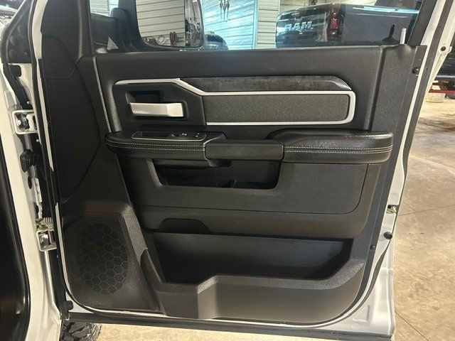 Used 2022 RAM 2500 Big Horn w/ Level B Equipment Group AWD/4WD image 29