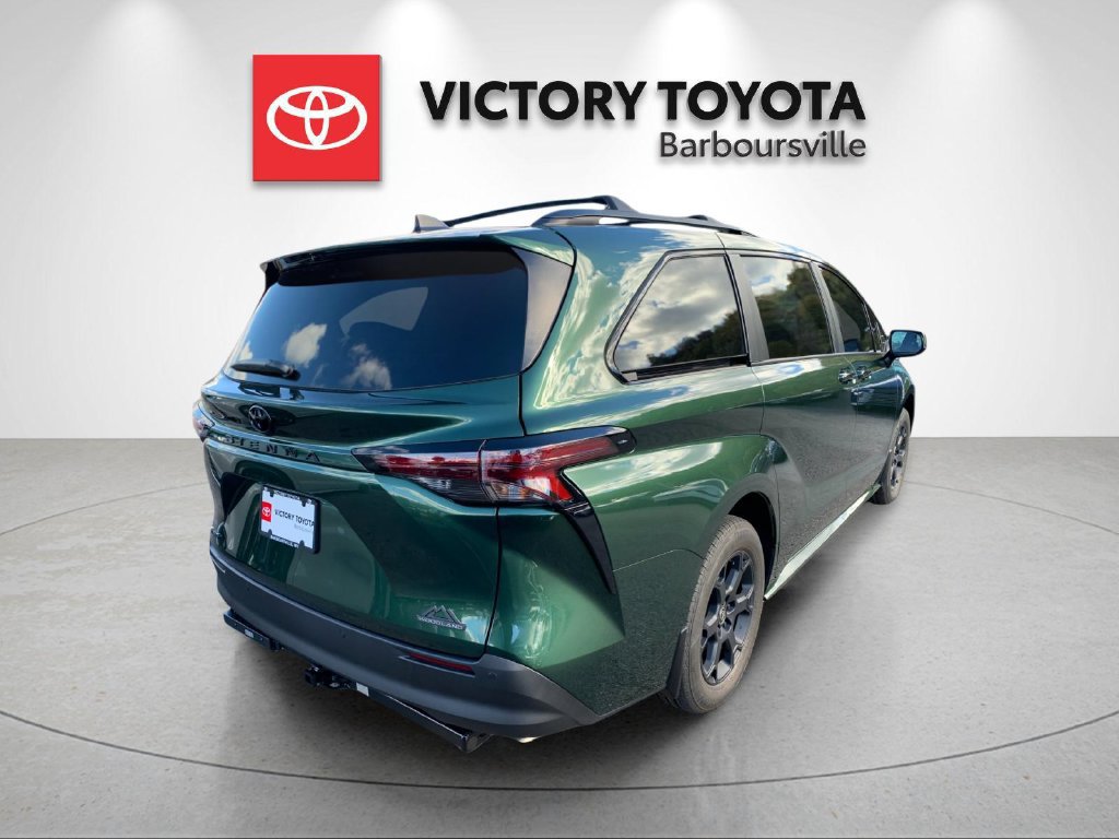 New 2026 Toyota Sienna XLE Woodland Edition AWD/4WD image 7