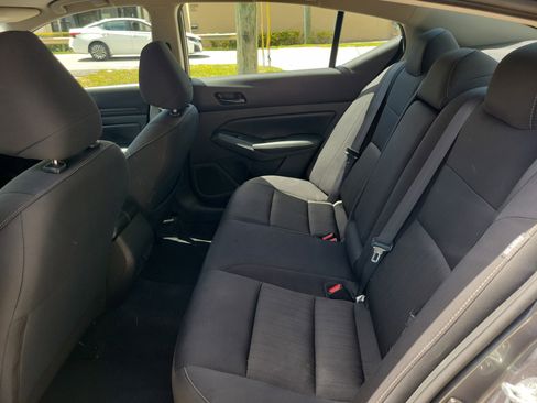 Used 2024 Nissan Altima 2.5 SV FWD image 14