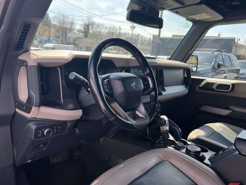 Used 2022 Ford Bronco Wildtrak AWD/4WD image 18