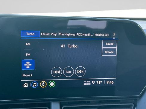 Used 2024 Chevrolet Trax LS w/ LS Convenience Package FWD image 29