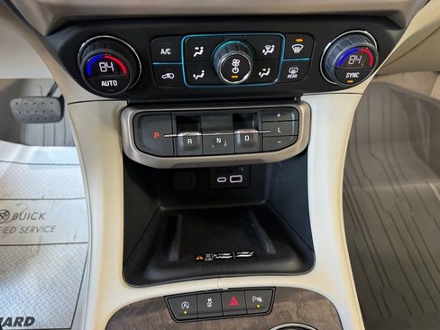 Certified 2021 GMC Acadia Denali w/ Denali Ultimate Package image 25