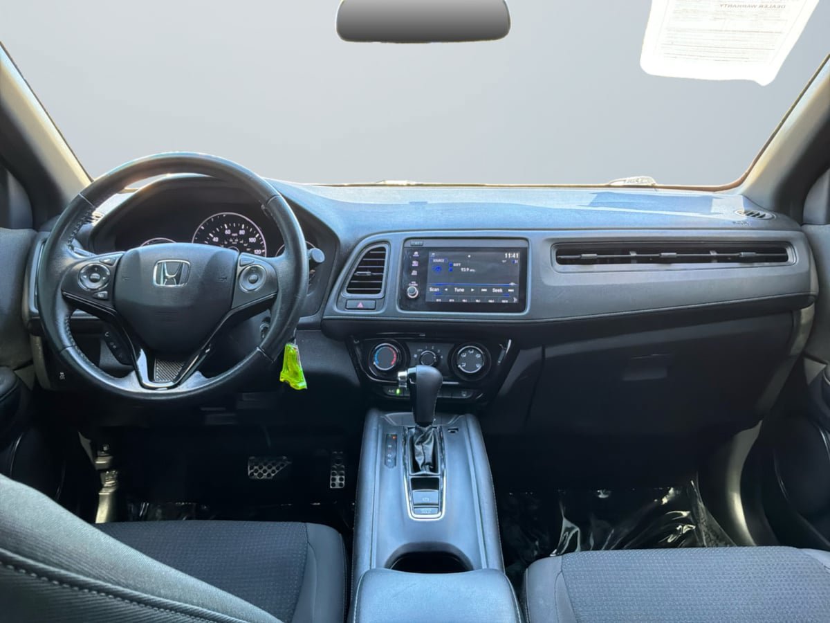 Used 2021 Honda HR-V Sport image 10
