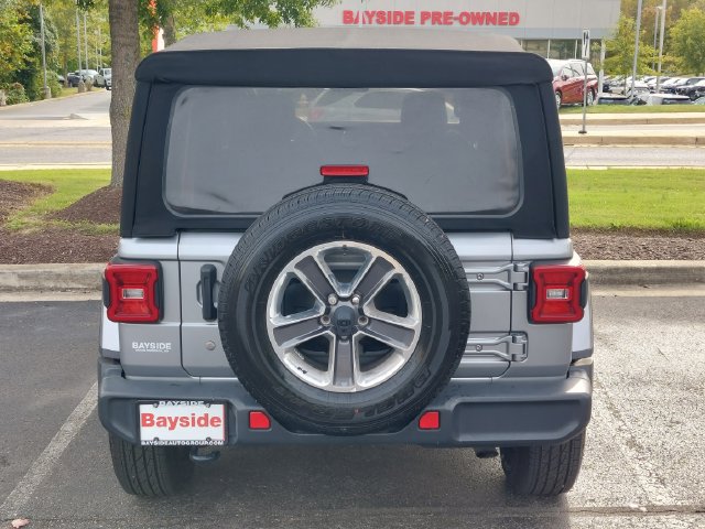 Used 2020 Jeep Wrangler Unlimited Sahara AWD/4WD image 18
