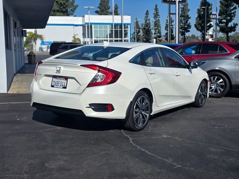 Used 2016 Honda Civic EX-L image 6