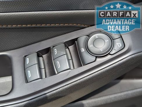Used 2019 Chevrolet Traverse Premier w/ Redline Edition FWD image 17