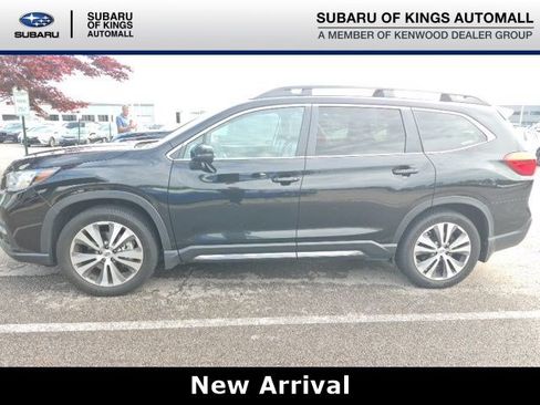 Used 2022 Subaru Ascent Limited w/ Technology Package AWD/4WD image 1