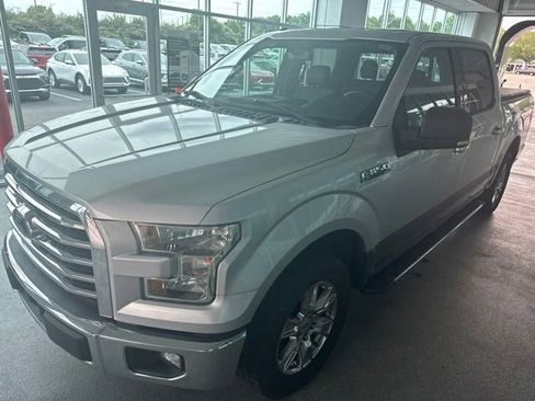 Used 2015 Ford F150 XLT w/ Equipment Group 302A Luxury RWD image 3