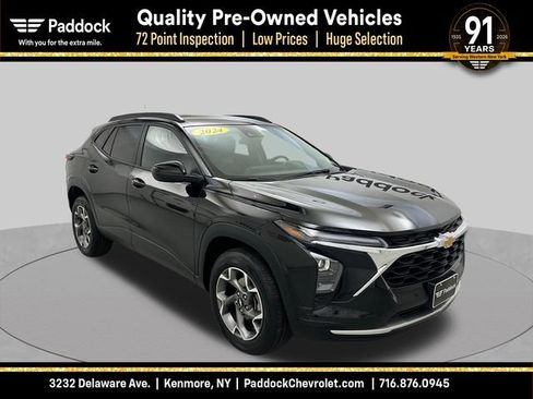 Used 2024 Chevrolet Trax LT w/ Driver Confidence Package FWD image 1