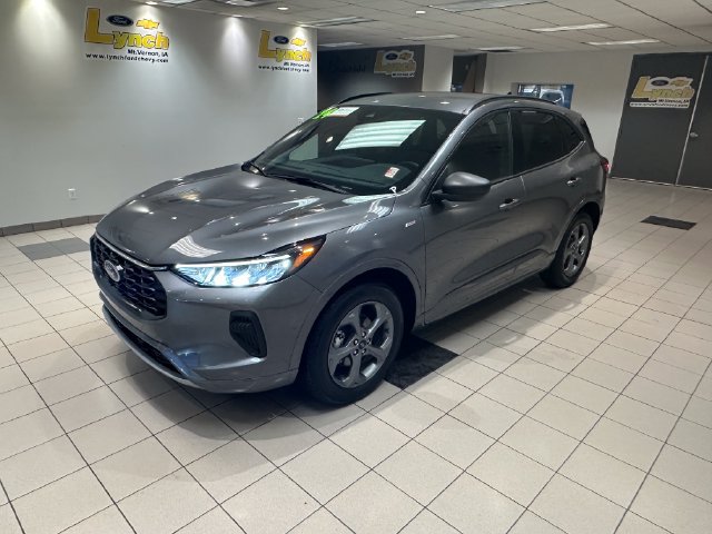 Certified 2024 Ford Escape ST-Line w/ Tech Pack #1 AWD/4WD image 2