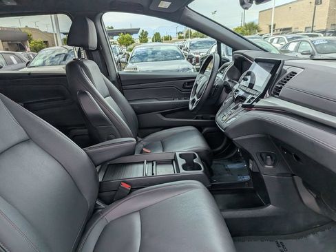 Used 2024 Honda Odyssey Sport image 32