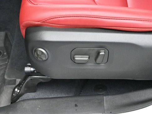 Used 2024 Jeep Wrangler Unlimited Rubicon 392 image 8