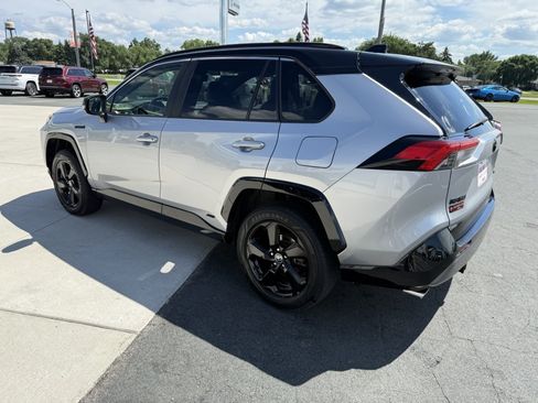 Used 2020 Toyota RAV4 XSE w/ XSE Grade Weather Package AWD/4WD image 6