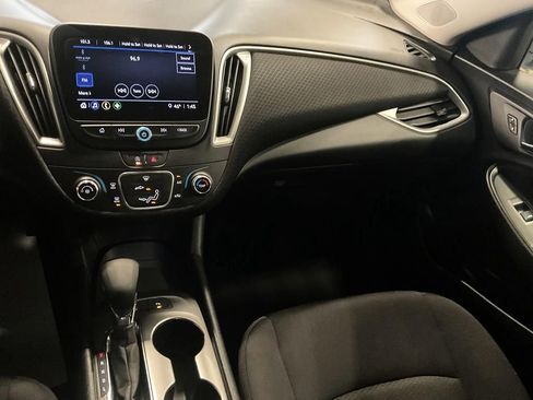 Used 2024 Chevrolet Malibu LS FWD image 5