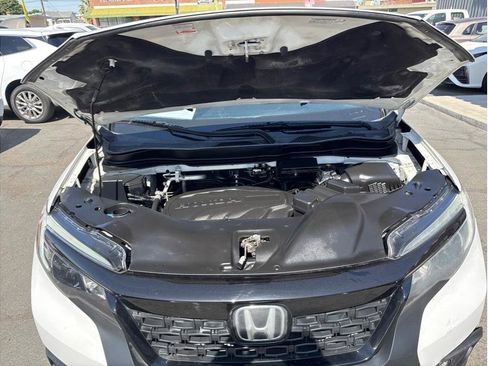 Used 2021 Honda Passport Sport image 11