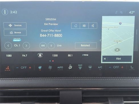 Certified 2025 Lincoln Corsair AWD w/ Equipment Group 101A image 23