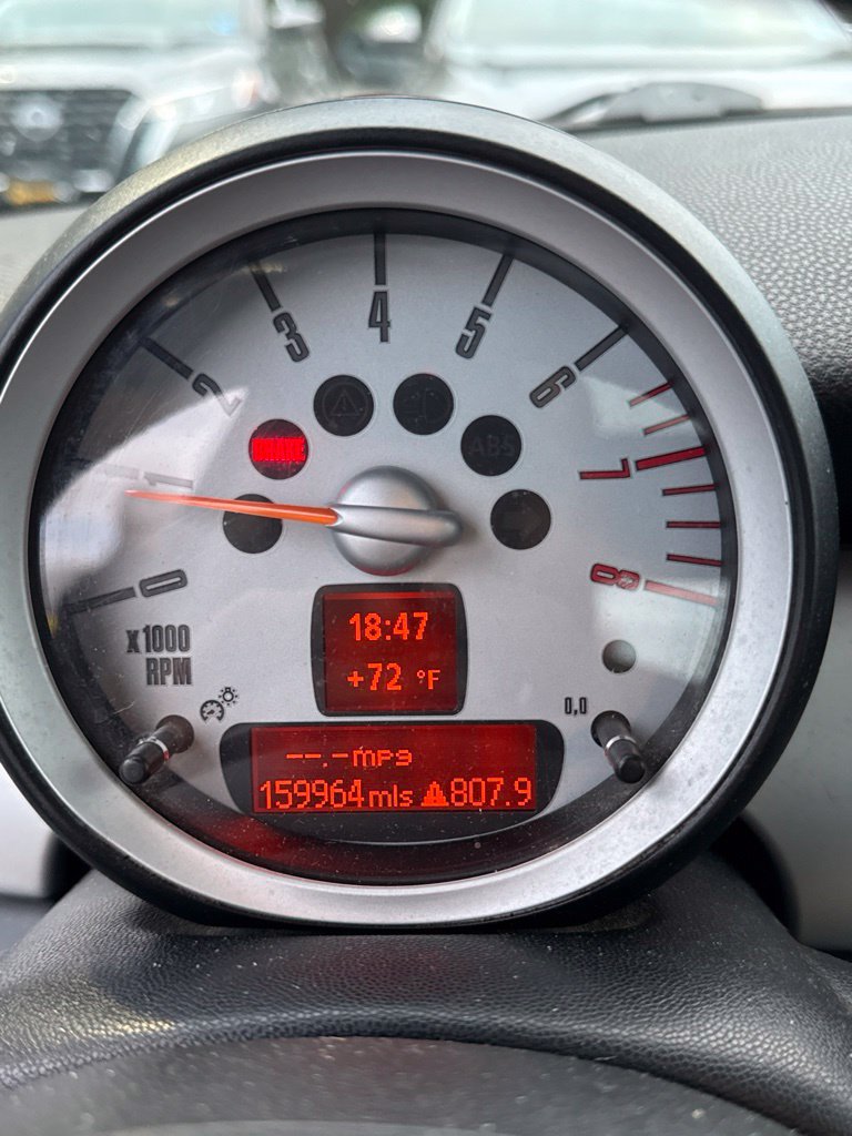 Used 2009 MINI Cooper Hardtop FWD image 4
