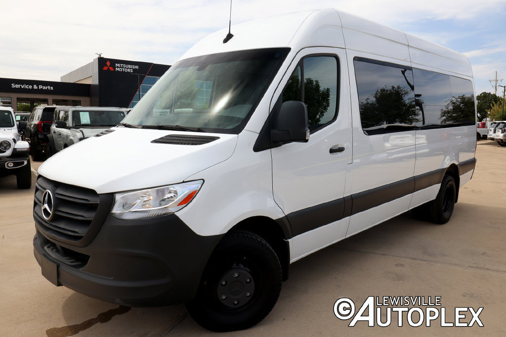 Used 2022 Mercedes-Benz Sprinter 3500 image 1