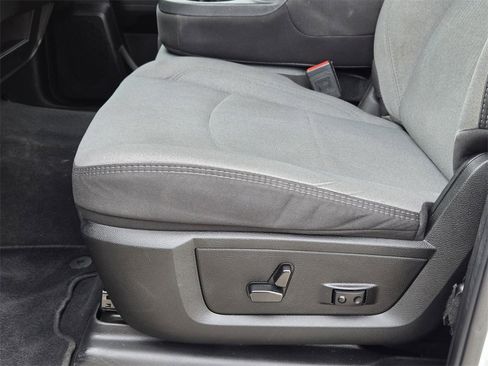 Used 2024 RAM 2500 Big Horn image 26