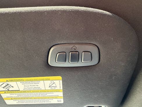 Used 2023 Ford Expedition Max Platinum AWD/4WD image 31