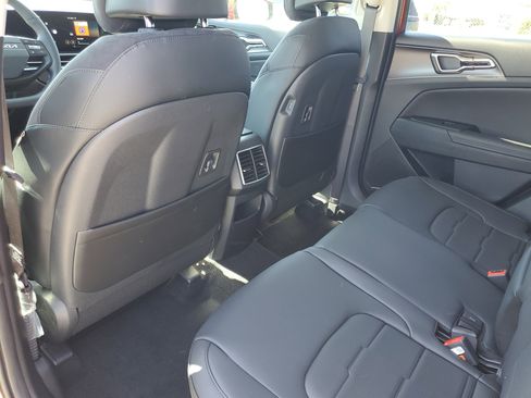 New 2026 Kia Sportage SX image 28