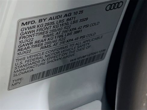 New 2026 Audi Q8 Premium Plus image 32