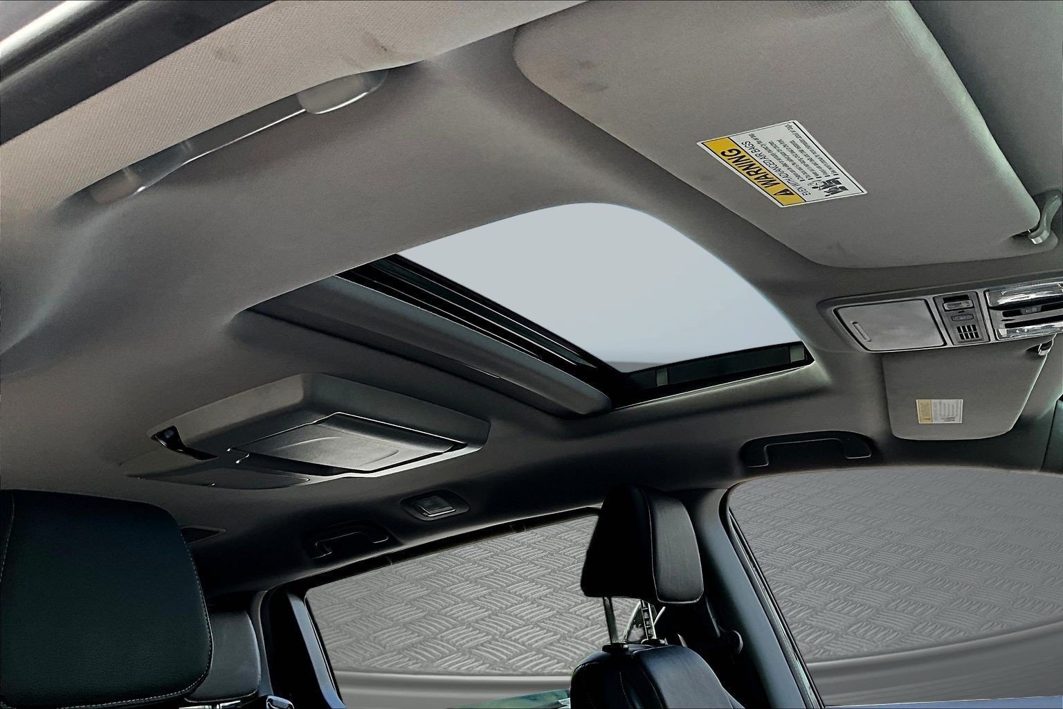 Used 2024 Honda Odyssey Touring image 24