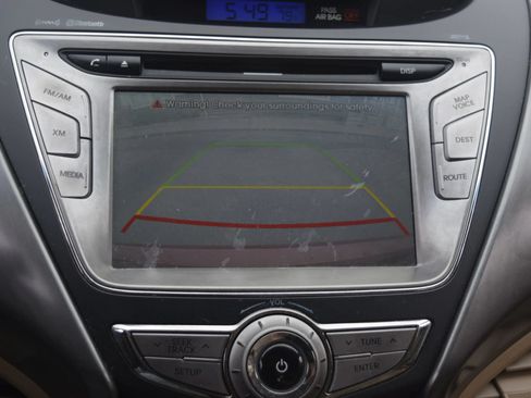 Used 2013 Hyundai Elantra Limited w/ Technology Pkg FWD image 13