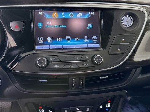 Used 2019 Buick Envision Essence FWD image 18