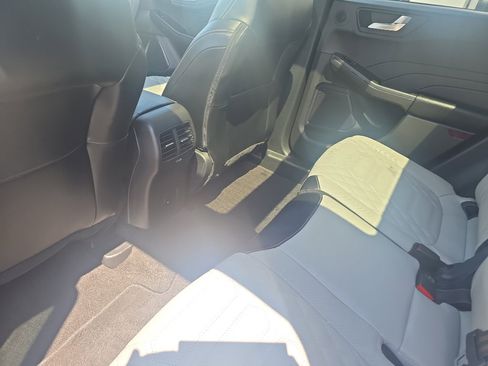 Used 2024 Ford Escape SE w/ PHEV Premium Package FWD image 14
