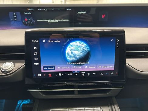 New 2026 Lincoln Nautilus Reserve w/ Jet Appearance Package image 21