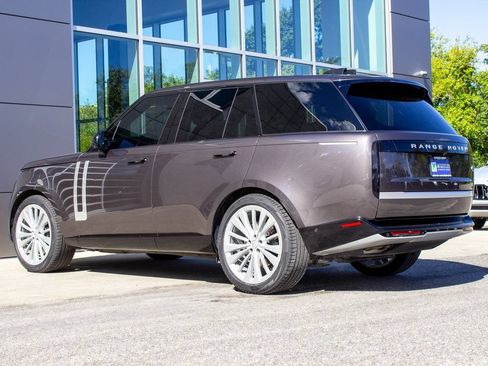 Used 2023 Land Rover Range Rover First Edition AWD/4WD image 8