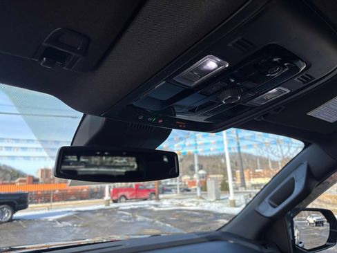 Used 2026 Chevrolet Tahoe Premier image 24