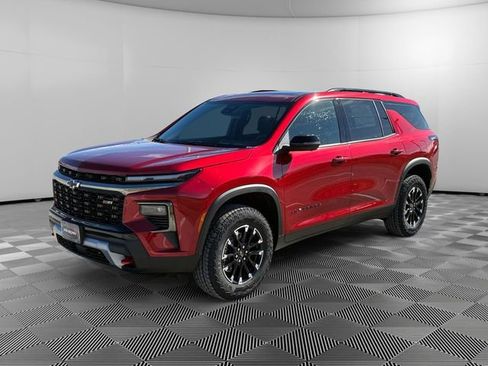 New 2026 Chevrolet Traverse Z71 w/ Enhanced Driving Package image 7