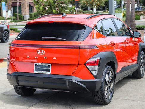 Used 2024 Hyundai Kona SEL w/ Convenience Package FWD image 6