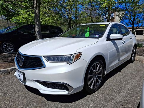 Used 2020 Acura TLX V6 SH-AWD image 2