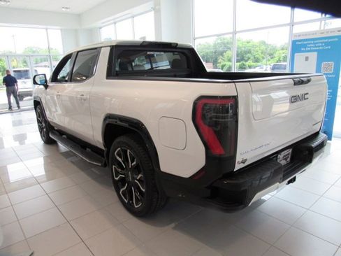 New 2025 GMC Sierra EV Denali image 3