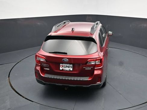 Used 2017 Subaru Outback 2.5i Limited AWD/4WD image 47