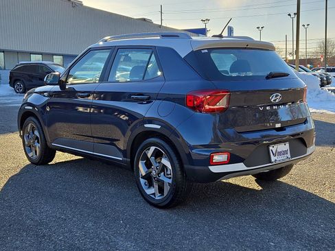 Certified 2025 Hyundai Venue Limited image 28