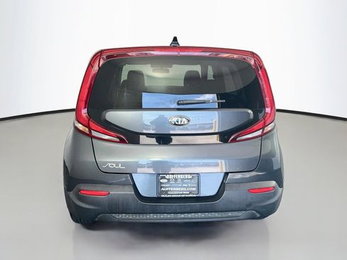 Used 2021 Kia Soul LX FWD image 6
