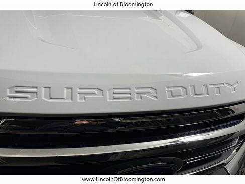 Used 2022 Ford F250 Lariat image 11