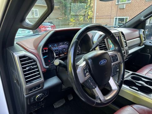 Used 2019 Ford F250 Platinum w/ Platinum Ultimate Package AWD/4WD image 51