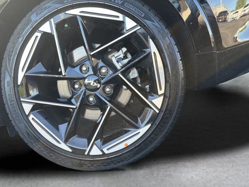 Used 2025 Kia K4 GT-Line w/ GT-Line Premium Package image 29