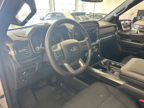 Used 2022 Ford F150 XLT w/ Equipment Group 302A High image 26