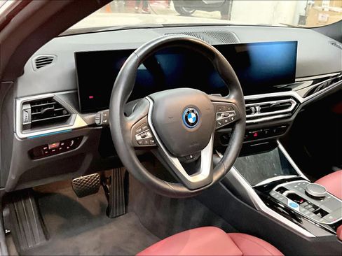 Used 2023 BMW i4 eDrive35 w/ Premium Package RWD image 16