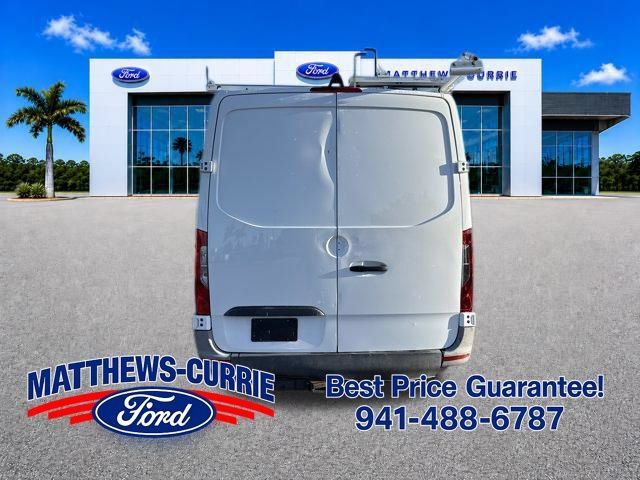 Used 2022 Mercedes-Benz Sprinter 2500 image 5