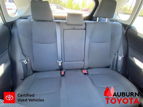 Certified 2022 Toyota RAV4 LE w/ Carpet Mat Package (TMS) AWD/4WD image 20